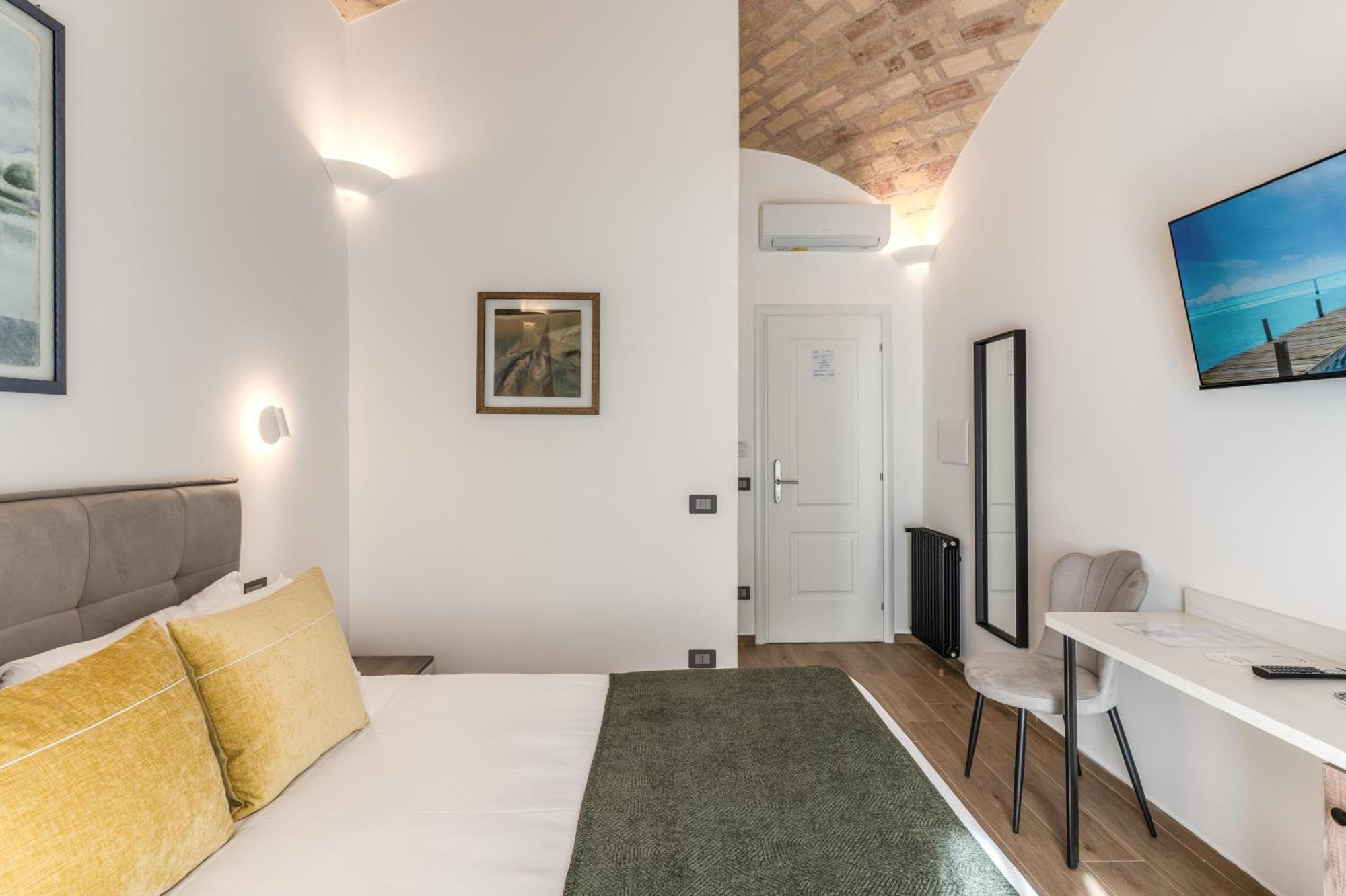 Rose Guest house